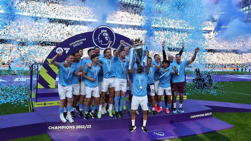 Další titul pro City: Guardiola jako Ferguson a útok na treble. Nevypneme, varují staronoví vládci Anglie